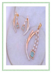 Pendant set green diamond
